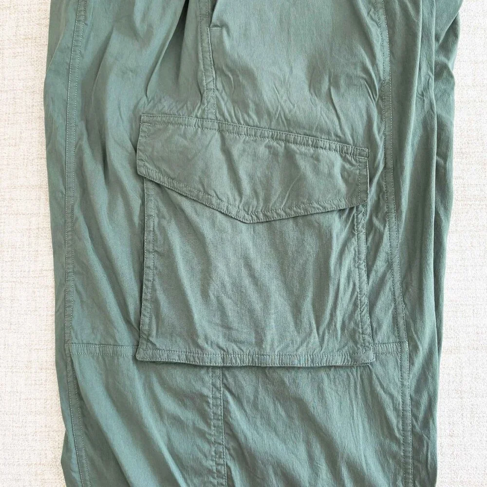 lululemon Grey Eucalyptus Lightweight Adjustable Mid-Rise Cargo Pant size XS - Picture 13 of 16